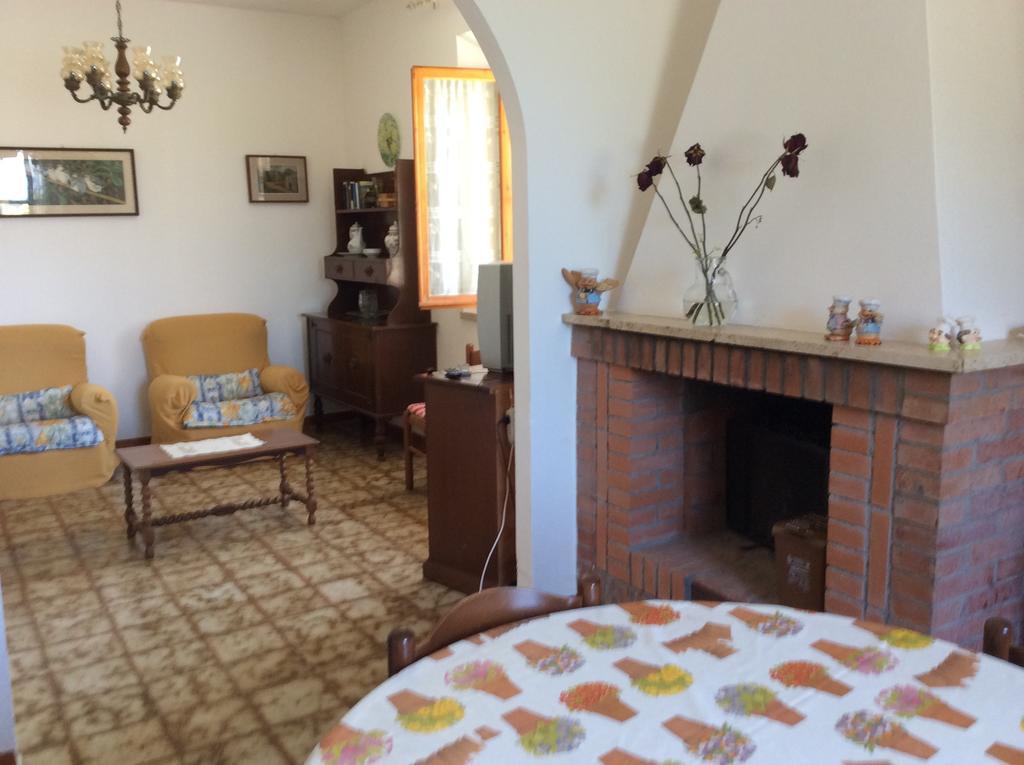 Agriturismo Susanna E Atria Bibbona Rum bild