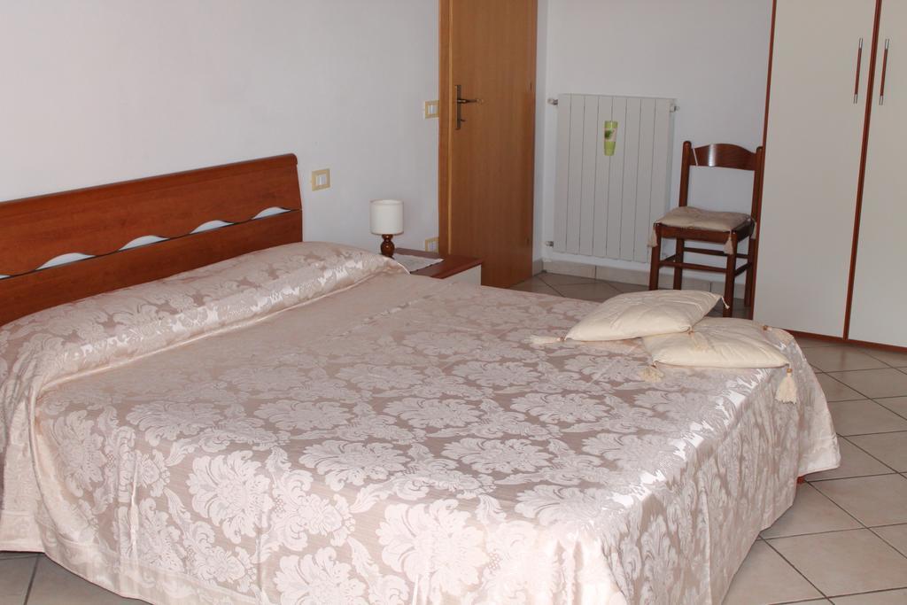 Agriturismo Susanna E Atria Bibbona Rum bild